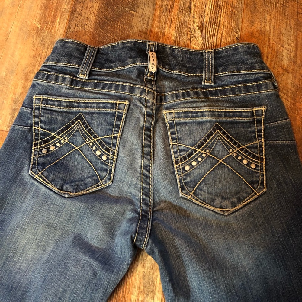 women’s ariat jeans